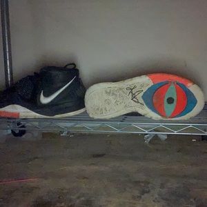 I’m selling it because I wear a size 8/5 now